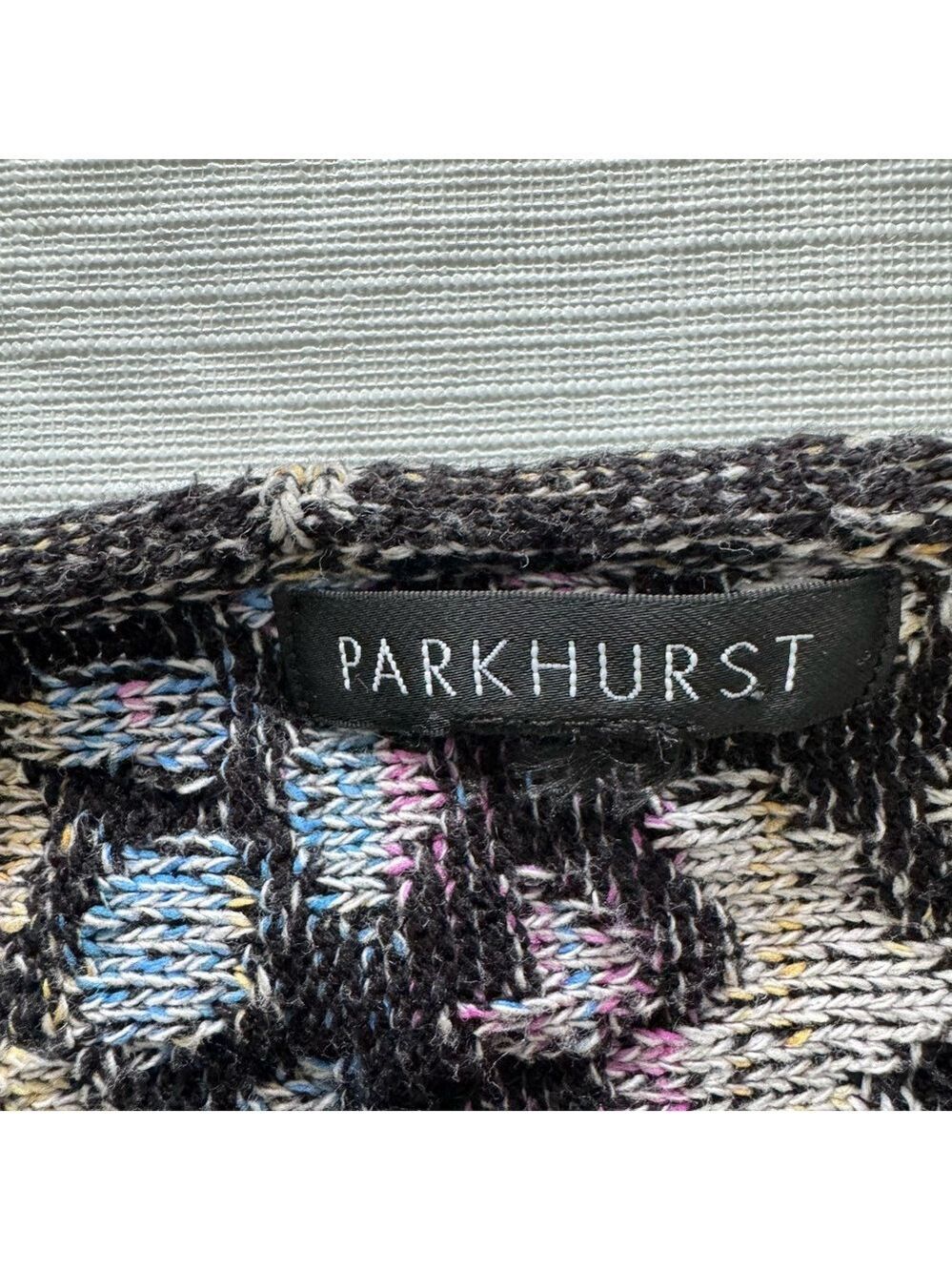 Parkhurst Leopard Print Knit Top Cape- Black, Purple, Gray Large - Picture 4 of 7